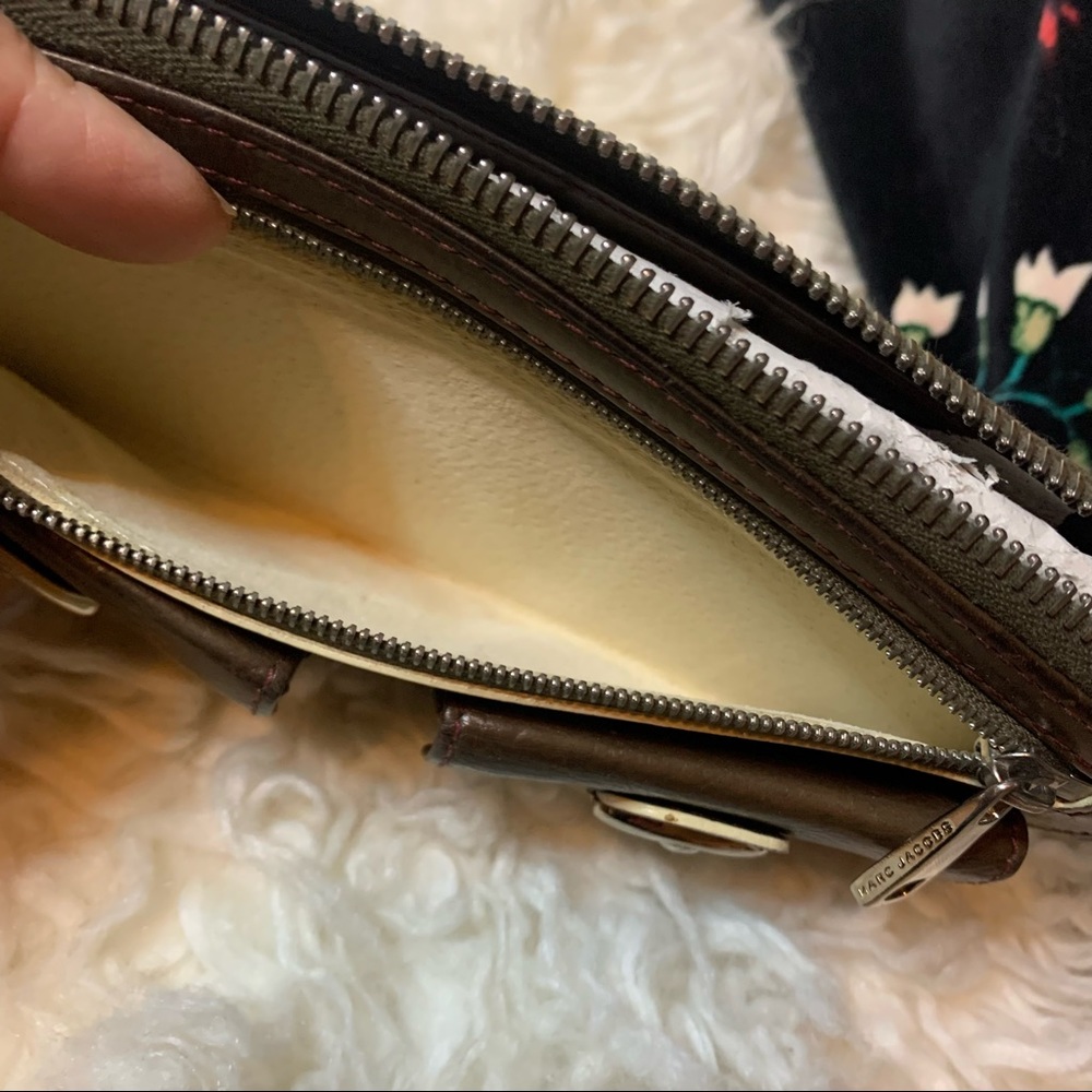 Marc Jacobs Zip Clutch Wallet in Brown with Silver Hardware - Picture 12 of 16